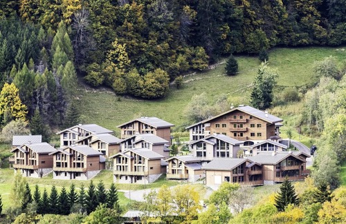 Praz-sur-Arly Apartment | Chalet in Megève with Mont-Blanc Views