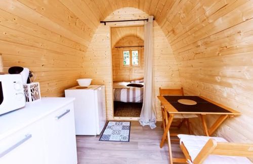 Saint-Jacut-les-Pins Ski Chalet | Chalet insolite pour 2 au coeur de la Bretagne