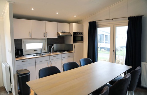Kamperland Ski Chalet | Chalet (J09) on cozy family campsite by the sea