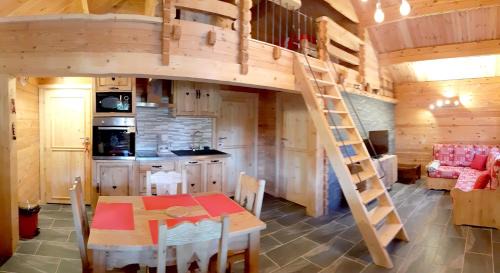 Bluffy Ski Chalet | Chalet l'UBAC