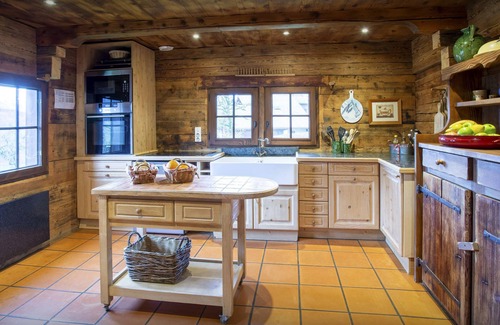 Manigod Ski Chalet | Chalet La Vieille Ferme - alpine farmhouse 8p with cosy fire - OVO Network