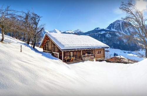 Manigod Ski Chalet | Chalet La Vieille Ferme - alpine farmhouse 8p with cosy fire - OVO Network