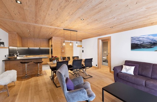 Grimentz Apartment | Chalet Larchwood by Mrs Miggins 2