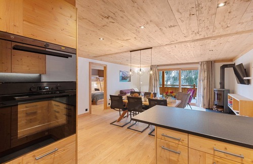 Grimentz Apartment | Chalet Larchwood by Mrs Miggins 2