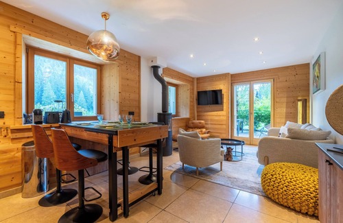 Le Grand-Bornand Apartment | Chalet le 4- N°1. swimming pool, sauna, gym in a unique setting.