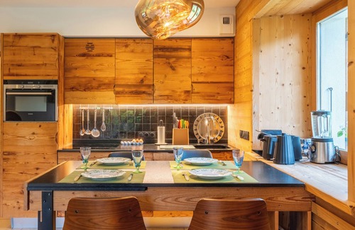 Le Grand-Bornand Apartment | Chalet le 4- N°1. swimming pool, sauna, gym in a unique setting.