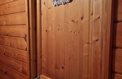 Bourg-Murat Ski Chalet | Chalet LE FANAL with swimming pool, kiosk and Balinese shower