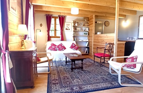 Bogeve Ski Chalet | Chalet "Le Refuge des Mougis", independent, quiet, with a view!