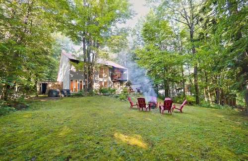 Orford Ski Chalet | Chalet Le Renard - Oasis of nature with private hot tub