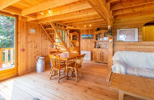 Pugny-Chatenod Ski Chalet | Chalet 'Les Etoiles' With Mountain Views & Terraces