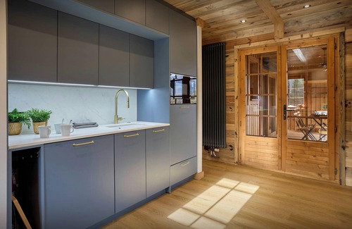 Samoens Ski Chalet | Chalet Les Pellys - superb alpine views and spa - OVO Network