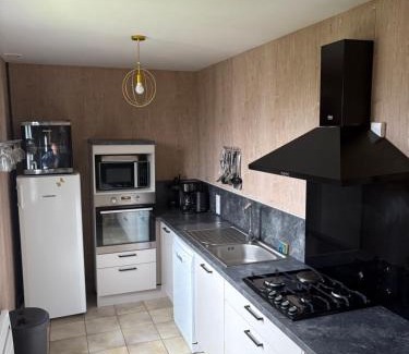 Murat-le-Quaire Ski Chalet | Chalet Louise 16 personnes - 5 chambres