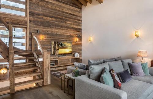Courchevel Ski Chalet | Chalet luxe avec sauna, cheminée et services inclus à Courchevel 1650 - FR-1-563-89