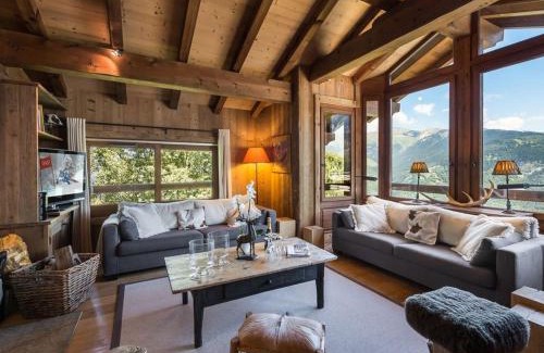 Courchevel Ski Chalet | Chalet luxueux à Courchevel avec espace bien-être, parfait pour familles et amis - FR-1-562-20