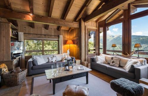 Courchevel Ski Chalet | Chalet luxueux à Courchevel avec espace bien-être, parfait pour familles et amis - FR-1-562-20