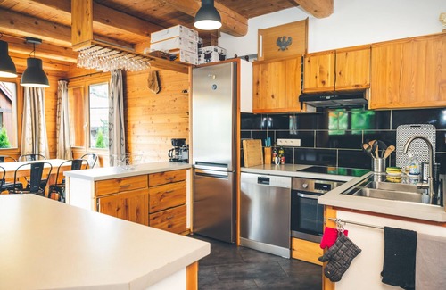 Saint-Chaffrey Ski Chalet | Chalet Mélèzor, sleeps 15, Serre Chevalier 1350