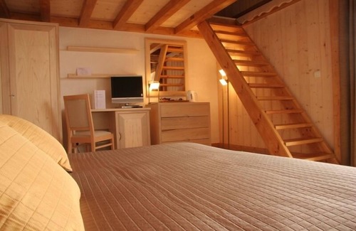 Les Eucherts Bed & Breakfast | Chalet Matsuzaka