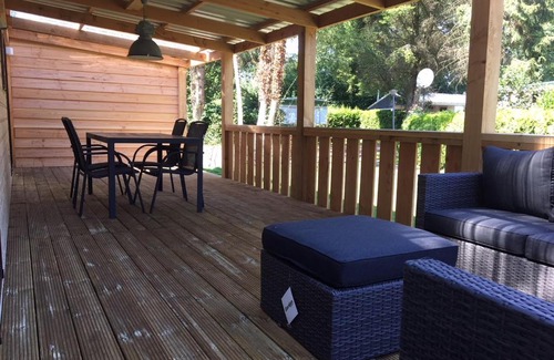 Wateren Other | Chalet met Veranda en whirlpool gelegen in NP Drents Friese Wold, camping met zwembad