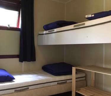 Wateren Other | Chalet met Veranda en whirlpool gelegen in NP Drents Friese Wold, camping met zwembad