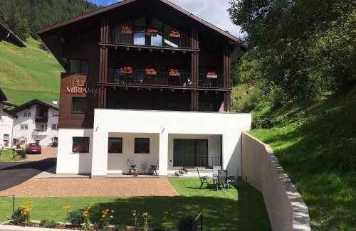 Selva di Val Gardena Apartment | Chalet Miriam