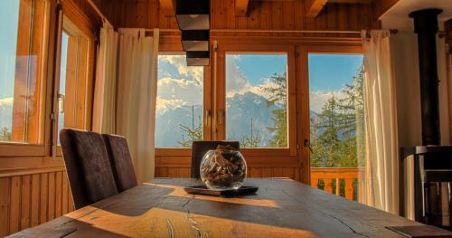 Saint-Pierre-de-Clages Ski Chalet | Chalet Mon Sousou