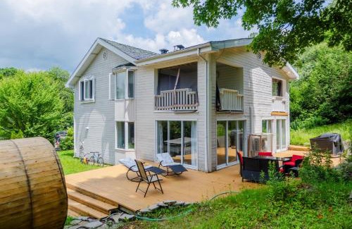 St-Adolphe-d'Howard Ski Chalet | Chalet Mozart