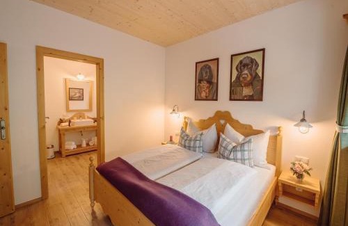 Grundlsee House | Chalet near Lake Grundlsee with Sauna