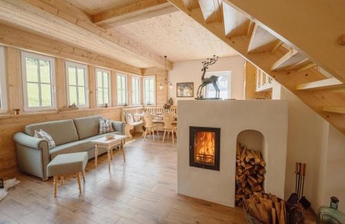 Grundlsee House | Chalet near Lake Grundlsee with Sauna