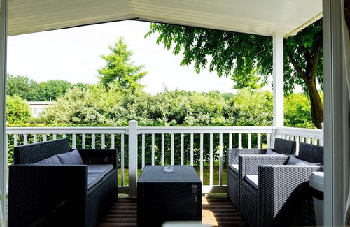 Udenhout Cottage | Chalet Near Loonse and Drunense Duinen