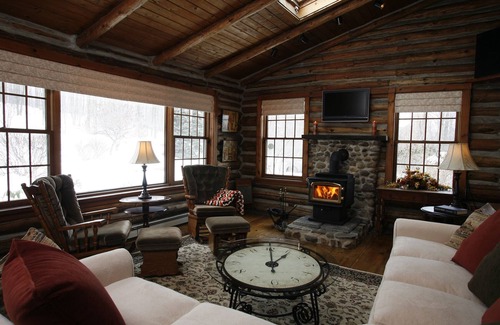 Canandaigua Bed & Breakfast | Chalet of Canandaigua