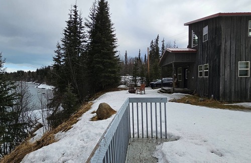 Cohoe Ski Chalet | Chalet on the Kasilof River