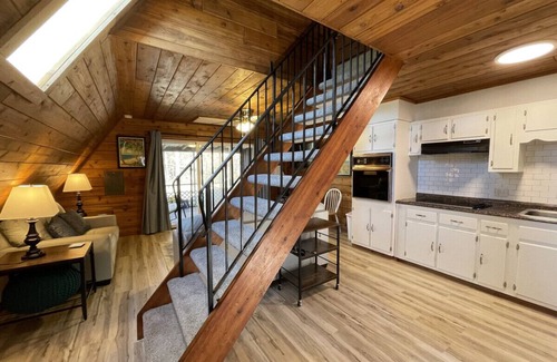 Stevensville House | Chalet on the Lake 65 w/Beach Access, Pools, Sport Courts, Fishing Pond & more!