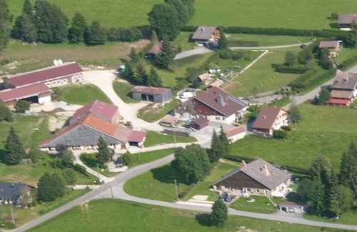 Hauterive-la-Fresse Apartment | Chalet or gites in a Comtoise farm in the commune of Hauterive la Fresse