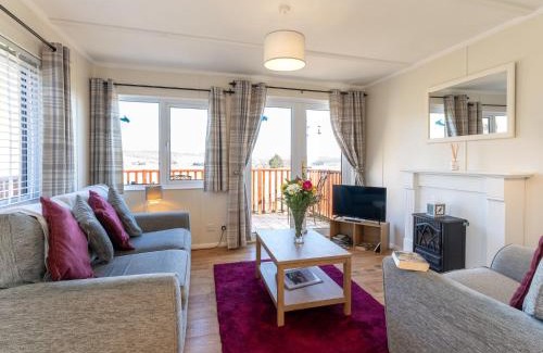 Cullachie Ski Chalet | Chalet Osprey Lodge by Interhome