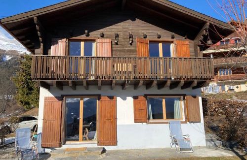 Ovronnaz Ski Chalet | Chalet Phipalo by Interhome