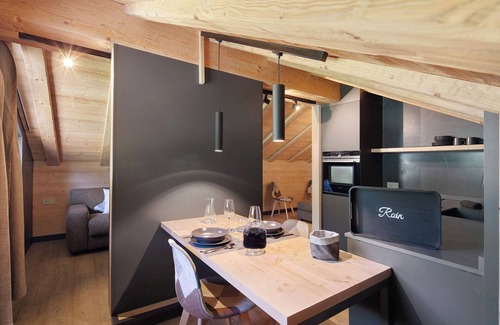 Livigno Ski Chalet | Chalet 'Rain Villa Genf' with Mountain View, Shared Garden and Wi-Fi