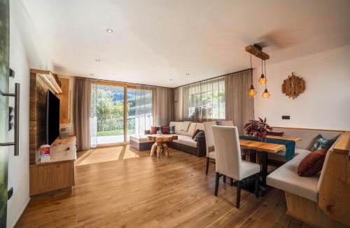 Saltusio Ski Chalet | Chalet Riad