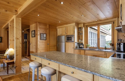Les Tines Ski Chalet | Chalet Scierie - luxury chalet with hot tub