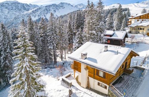 Arosa Ski Chalet | Chalet Soldanella by Arosa Holiday