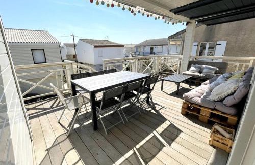 Gruissan Plage Ski Chalet | Chalet spacieux à 200m de la plage avec terrasse et parking – 8 couchages - FR-1-784-21