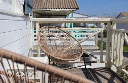 Gruissan Plage Ski Chalet | Chalet spacieux à 200m de la plage avec terrasse et parking – 8 couchages - FR-1-784-21