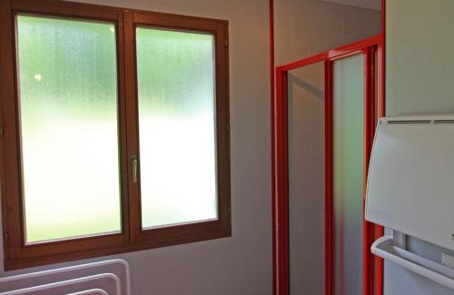 Gerbamont House | Chalet spacieux avec cheminée, proche forêt, sentiers pédestres, terrasse, terrain clos, jeux et WIFI - FR-1-589-187