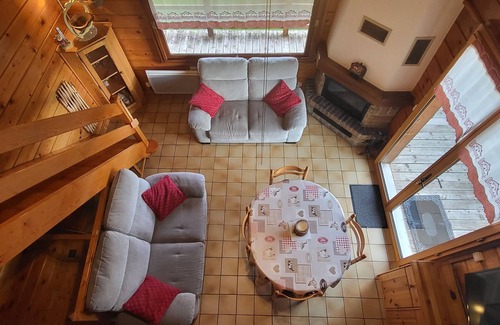 Saint-Maurice-Crillat Ski Chalet | Chalet St Maurice Crillat (Jura) France - Région des Lacs