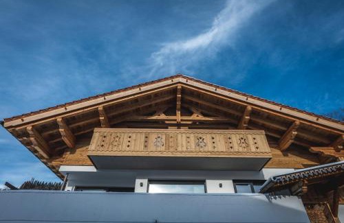 Jungholz Ski Chalet | Chalet Steinbock mit üppigem Genusskorb für Zwei