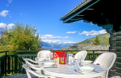 Nendaz Ski Chalet | Chalet Sven Heul by Interhome
