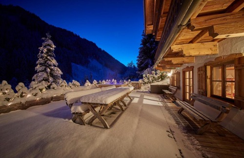 Kolling Ski Chalet | Chalet Tannenbaum