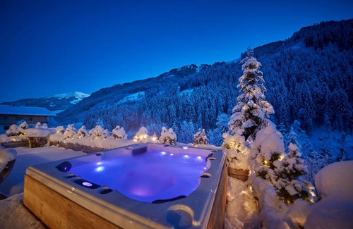Kolling Ski Chalet | Chalet Tannenbaum