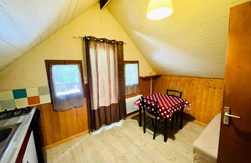 Camon Ski Chalet | Chalet Tournesol Standard 14m² (without bathroom) - 1 bedroom + uncovered terrace 9m² 2 persons