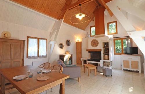 Chaumont House | Chalet tout confort en lisière de forêt avec cheminée, terrasse et accès direct à un étang de pêche - FR-1-497-213