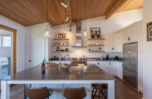 Mont-Tremblant House | Chalet Trappeur | Luxury Cottage Retreat with Hot Tub | Tremblant Living